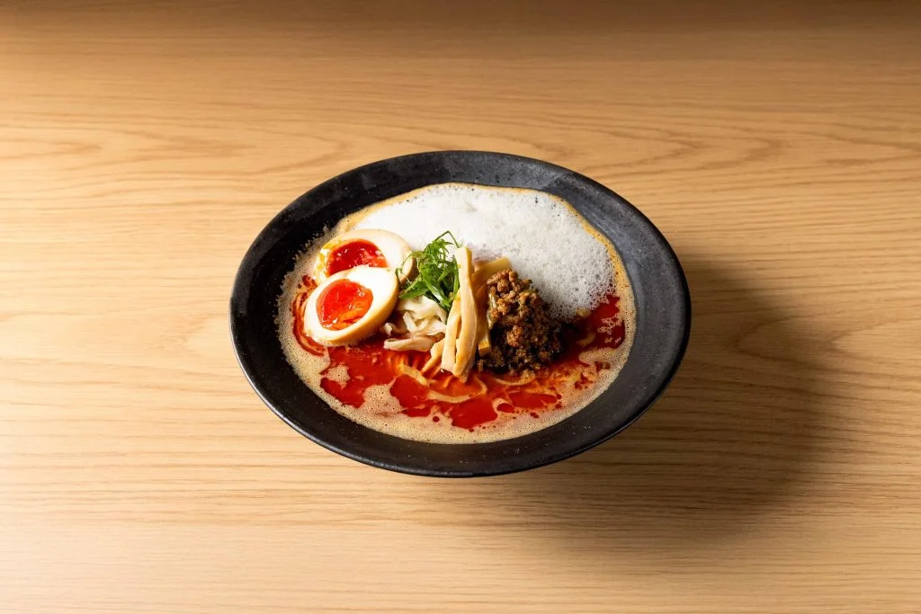 新橋で味わう麺屋周郷の鶏白湯ラーメンの魅力とは